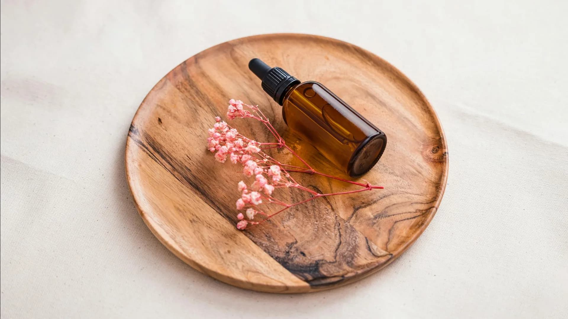 skincare - Tranexamic Acid for Dark Spots: How It Works and How to Use It